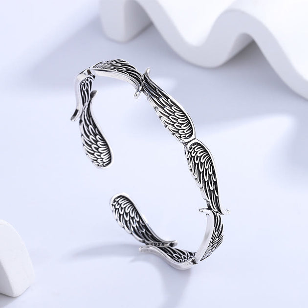 wing bling ★14k Lowell Natural Stone Fish Bracelet //lucky WING BLING - [14k Gold] Lowell Natural Stone Fish Charm