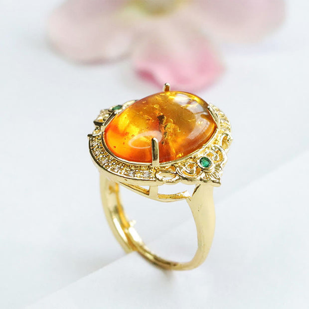 Buddha Stones Amber Flower Pigeon Egg Focus Ring