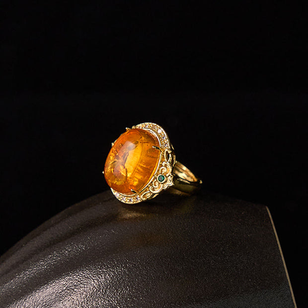 Buddha Stones Amber Flower Pigeon Egg Pattern Focus Ring