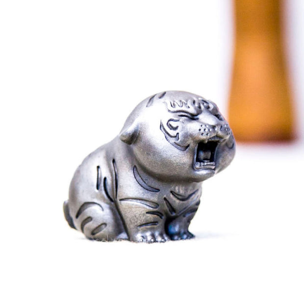 Buddha Stones Mini Cute Tiger Iron Powder Rust Cast Resin Statue Home Decoration Decorations BS 21