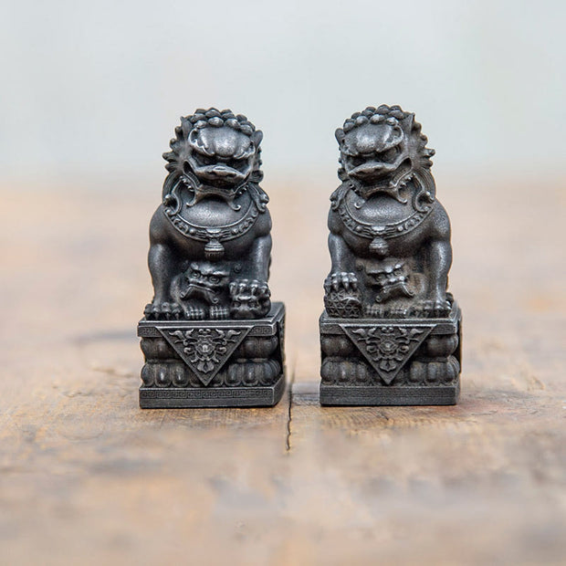 Buddha Stones Handmade Lion Fu Foo Dogs Iron Powder Rust Cast Resin Statue Ward Off Evil Protection Home Decoration Decorations BS Black Version 2Pcs Set 11.5*5.3cm