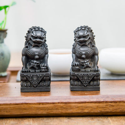 Buddha Stones Handmade Lion Fu Foo Dogs Iron Powder Rust Cast Resin Statue Ward Off Evil Protection Home Decoration Decorations BS main