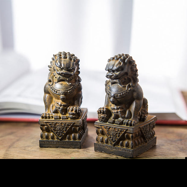 Buddha Stones Handmade Lion Fu Foo Dogs Iron Powder Rust Cast Resin Statue Ward Off Evil Protection Home Decoration