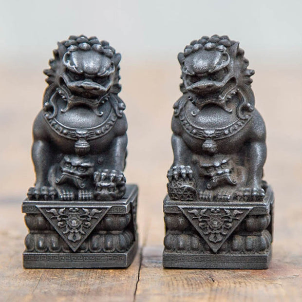 Buddha Stones Handmade Lion Fu Foo Dogs Iron Powder Rust Cast Resin Statue Ward Off Evil Protection Home Decoration Decorations BS 20