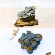 Buddha Stones Handmade Feng Shui Frog Toad Copper Coins Iron Powder Rust Cast Resin Statue Home Decoration Decorations BS 16