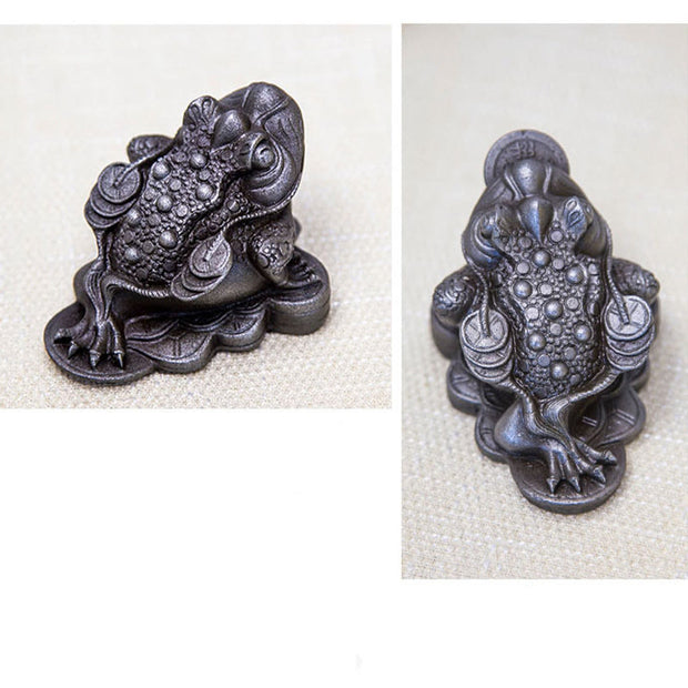 Buddha Stones Handmade Feng Shui Frog Toad Copper Coins Iron Powder Rust Cast Resin Statue Home Decoration Decorations BS 28