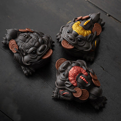 Buddha Stones Feng Shui Frog Toad Copper Coins Ceramic Purple Clay Wealth Home Tea Pet Figurine Decoration Decorations BS main