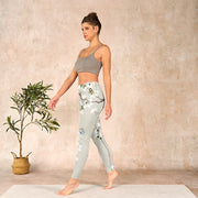 Buddha Stones White Magnolia Flower Print Sports Fitness Leggings Women's Yoga Pants