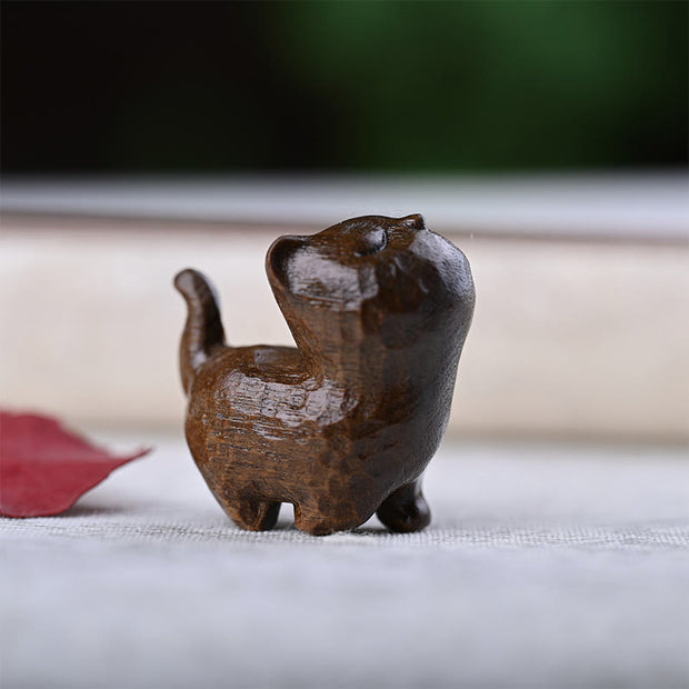 FREE Today: Positive and Soothing Green Sandalwood Ebony Wood Sandalwood Small Leaf Red Sandalwood Mini Lucky Cat Decoration