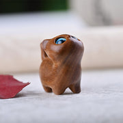 FREE Today: Positive and Soothing Green Sandalwood Ebony Wood Sandalwood Small Leaf Red Sandalwood Mini Lucky Cat Decoration