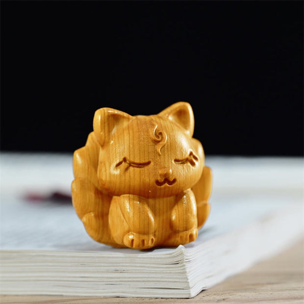 Buddha Stones Mini Thuja Sutchuenensis Wood Nine Tailed Fox Statue Optimistic Decoration