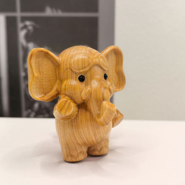 Buddha Stones Mini Sandalwood Elephant Carved Healing Decoration