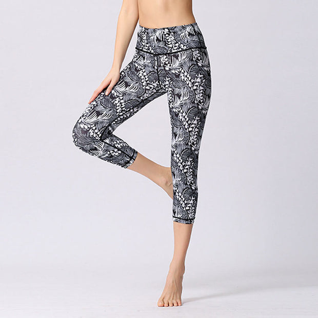 Buddha Stones Leaves Butterfly Print Sports Yoga Cropped Leggings Women's Yoga Capri Pants Women's Capri Pants BS 15