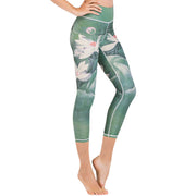 Buddha Stones Lotus Cherry Blossom Gradient Peacock Print Lycra Fabric Sports Cropped Leggings Women's Yoga Capri Pants Women's Capri Pants BS 1