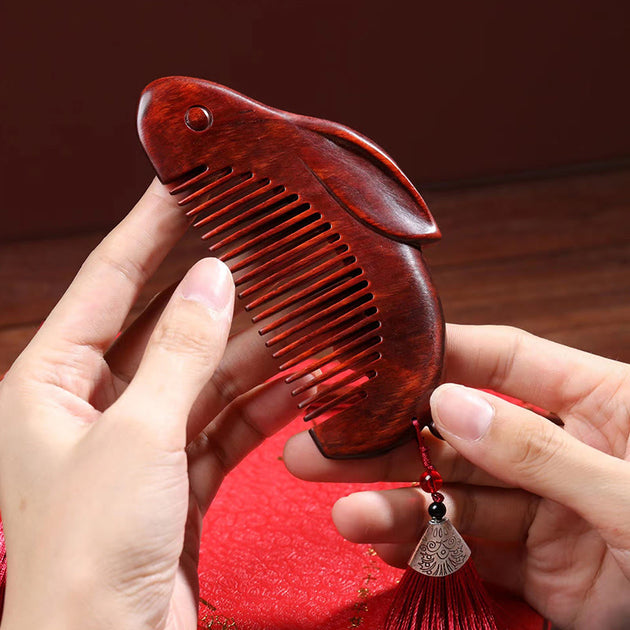 Small Leaf Red Sandalwood Cute Bunny Rabbit Sooth Comb With Gift Box ...