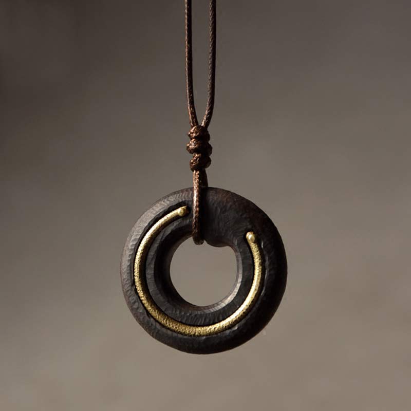 Wooden outlet circles pendant necklace