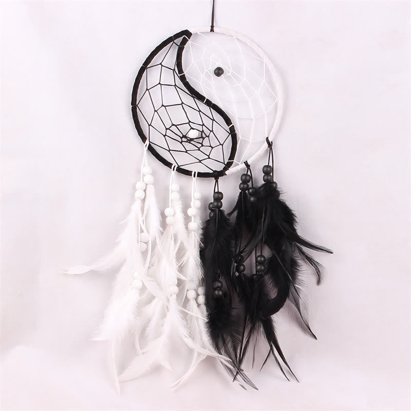 Rare, Signed Large newest Black Fox Dream Catcher, Choctaw Nation, Made of Fox, feathers & Beads