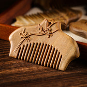 Buddha Stones Green Sandalwood Flower Pattern Engraved Soothing Comb Comb BS Green Sandalwood Comb(Simple Style)