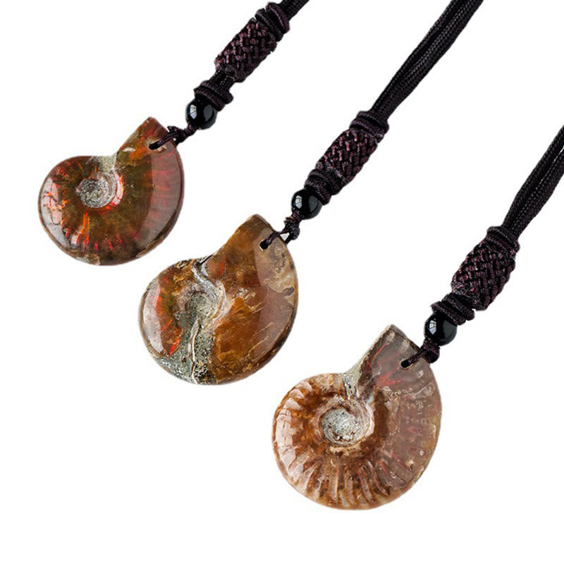 Important necklace with citrine, jade, ammonite popular and horn